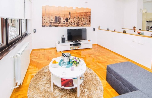 Sarajevo House | LUXURY 3 story House- BEST VIEW- FREE PARKING