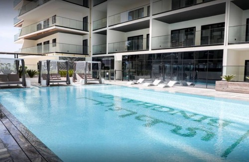 Jadaf Apartment | Luxury 3BR Designer Retreat with Parking