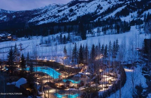 Teton Village Resort | Luxury 3BR Four Seasons Residence Club Jackson Hole + Amenities