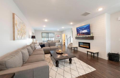 Park City Apartment | Luxury 3BR with Mountain Views at 1374 Gambel Oak Way