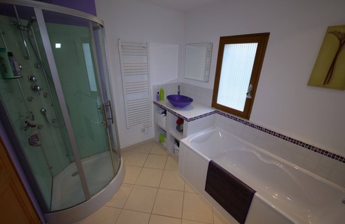 Tournissan Villa | Luxury 4 Bed 4 Bath Villa near Lagrasse with Private Pool. Secluded yet Central.