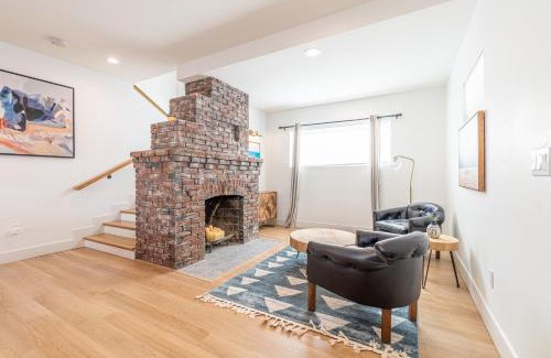 Downtown Reno Apartment | Luxury 4-bed home in Riverside Heights!