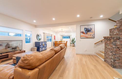 Downtown Reno Apartment | Luxury 4-bed home in Riverside Heights!