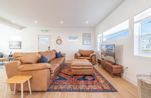 Downtown Reno Apartment | Luxury 4-bed home in Riverside Heights!