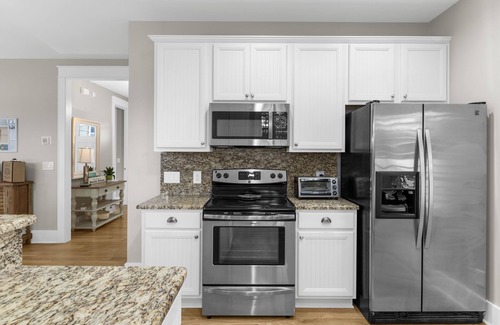 Windy Hill Villa | Luxury 4 Bed, 5 bath Villa w/Private Pool in Oceanfront North Beach Resort!