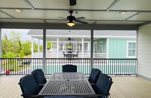 Augusta House | Luxury 4 Bedroom Home and private deck by MCG 6
