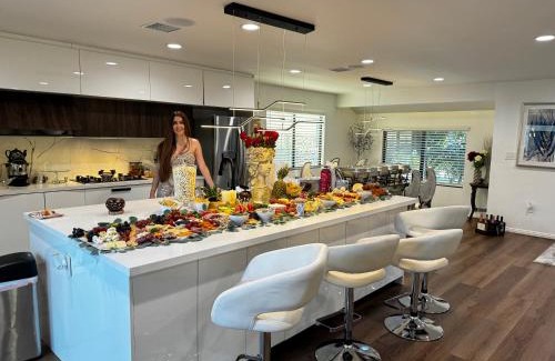 Huntington Beach Villa | Luxury 4 bedroom villa