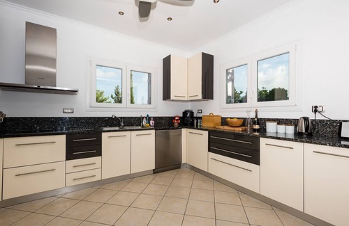 Nidri Villa | Luxury 5BR Lefkada Villa with Pool & Panoramic Ionian Views