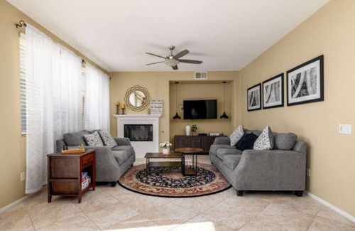 Menifee House | Luxury 6-Bedroom Oasis w 3-Car Garage, Spacious Yard close to Everything