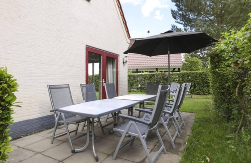 Municipality of Valkenburg aan de Geul Villa | Luxury 8-person villa in the holiday park Landal Kasteeldomein De Cauberg