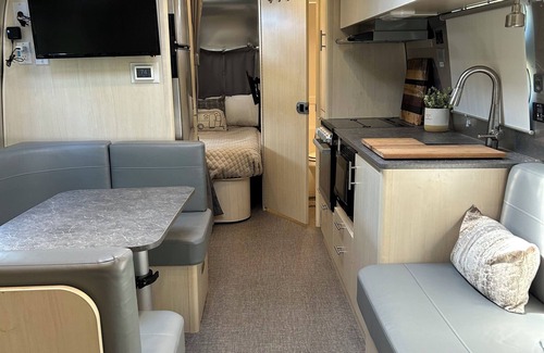Rockbridge House | Luxury Airstream Glamping Summit Unit 6 of 6 On-Site Hiking, Sauna, Bunk Family