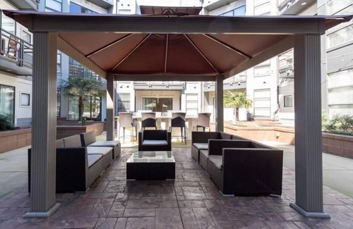 First Ward Apartment | Luxury Apartment 329