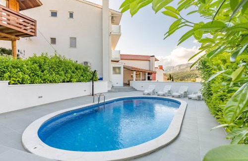 Srinjine Apartment | Luxury apartment Irina with private heated pool