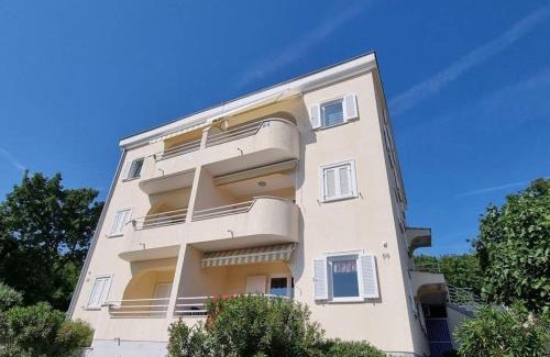 Klanfari Apartment | Luxury Apartment Queens on two floors with a panoramic sea view