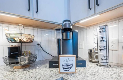 First Ward Apartment | Luxury Apartment Uptonw Wi-Fi Gym 233