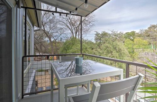 Bouldin Apartment | Luxury Apartment Walk to Bus, 1 Mile to Downtown!