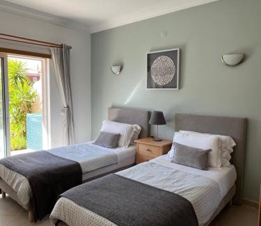 Atalaia Apartment | Luxury apartment with free use of pool, gym and spa