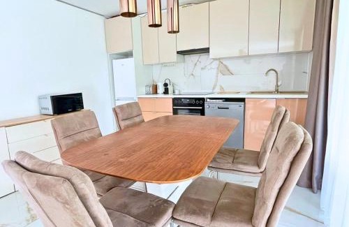 Balatonalmadi Apartment | Luxury Apartments in Balatonalmádi I Almádi Lux Apartman IV - Velvet Oak