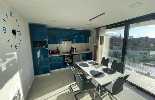 Balatonalmadi Apartment | Luxury Apartments in Balatonalmádi, Almádi Lux Apartman I - Ocean Blue