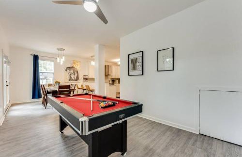 Sylvan Hills House | Luxury Atlanta Home - Self Check-in Pet Friendly Free Parking