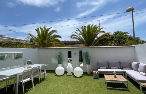 Palm-Mar Apartment | Luxury Avilla Las Olas - swimming pool 85m long - garage