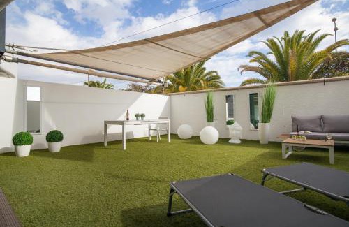 Palm-Mar Apartment | Luxury Avilla Las Olas - swimming pool 85m long - garage