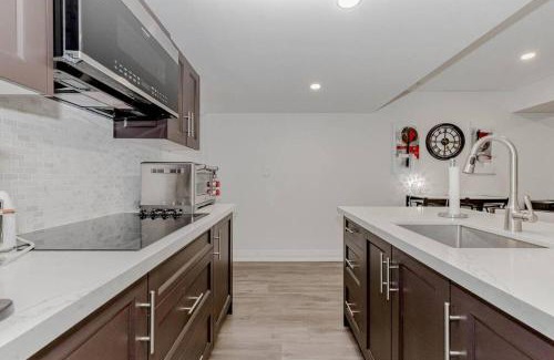Oakville Apartment | Luxury Basement Apartment in Oakville