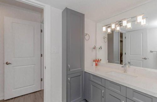 Oakville Apartment | Luxury Basement Apartment in Oakville