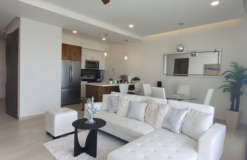 Primo Tapia Condo | Luxury Beachfront Condo in Rosarito with Pool & Jacuzzi