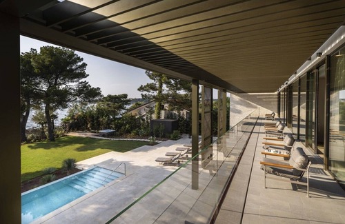 Porec Villa | Luxury Beachfront Villa Porec Golden Pride with heated pool