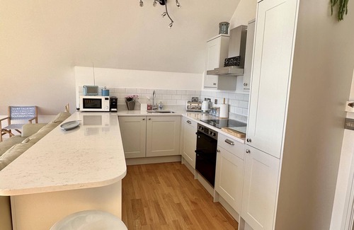 Praa Sands Apartment | Luxury Beachside Penthouse with Stunning Sea Views