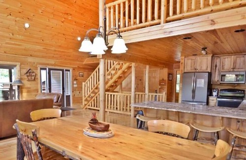 Huntingdon Cabin | Luxury Cabin mins to Raystown Lake; Firepit, Basketball Court, Arcade
