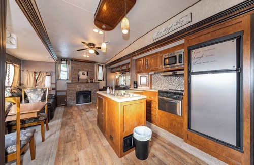 Miller Beach Cottage | Luxury Camper in Dunes Grill + Fire Pit