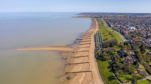 Swalecliffe Other | Luxury Caravan At Seaview Holiday Park In Kent Ref 47034Pb