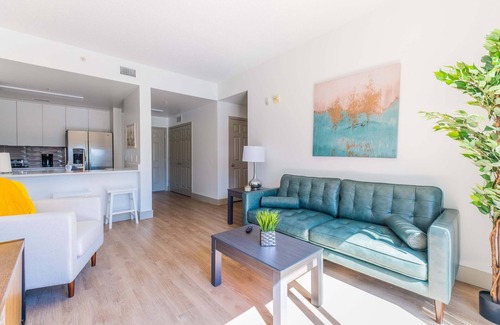 Charlotte Center City Apartment | Luxury Central Apartment with Gym