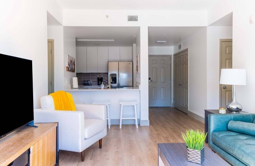 Charlotte Center City Apartment | Luxury Central Apartment with Gym