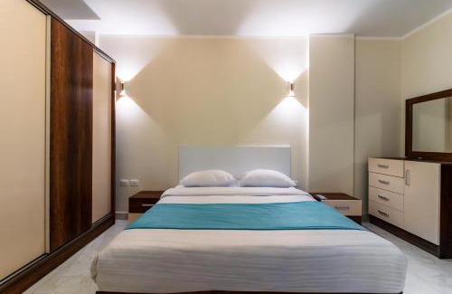 Sakkala Apartment | Luxury City Center One-Bedroom Suite by Peaks