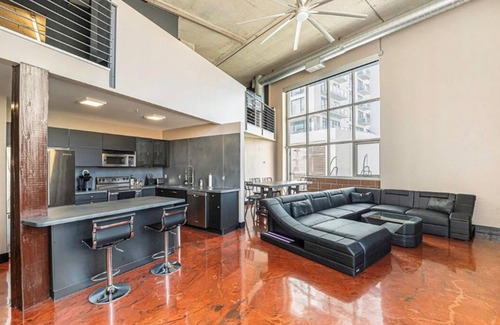 Golden Triangle Apartment | Luxury City Loft w/Breathtaking Mountain Views in Golden Triangle Art District