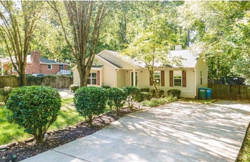 Charlotte House | Luxury, Comfort, Fun! Your Charlotte home awaits!nn