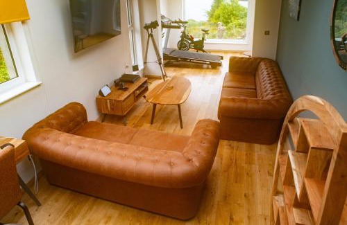 Isle of Skye House | Luxury Cottage by the Fairy Pools 1