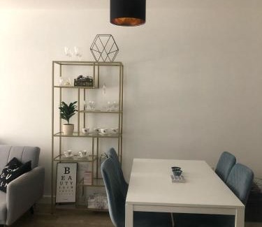 Royal Docks House | Luxury Double Room featuring comfortable sofa bed to sleep on, private balcony, and exclusive access to rooftop and garden in welcoming shared flat with host