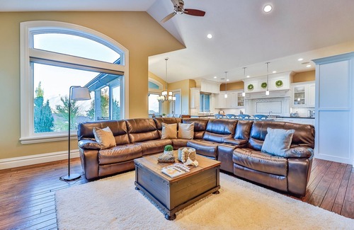 South Jordan House | Luxury Family Home, 15 Miles to Downtown SLC!