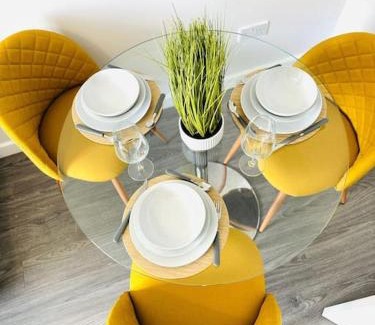 East Acton Apartment | Luxury flat in central london, top location centre