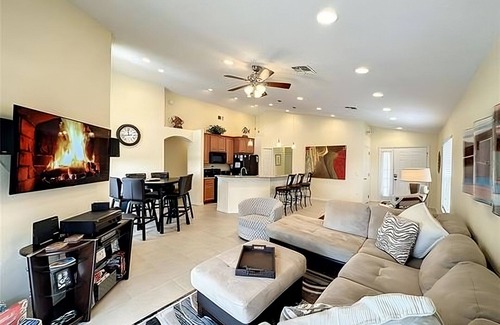 Haines City Villa | Luxury Golf Villa with Private Pool & Stunning Sunny Southern exposure all day!