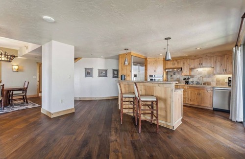 Park City Apartment | Luxury Grand Summit Hotel Penthouse (Ski-in/Out) w Private Sauna