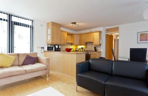Bangor Apartment | Luxury ground floor 2 Bedroom apartment Bangor.