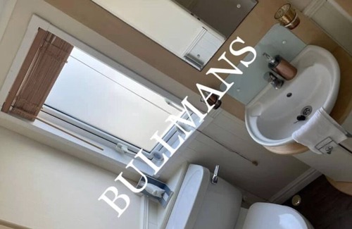 Clacton-on-Sea House | Luxury holiday caravan Highfields Grange, Clacton-on-sea