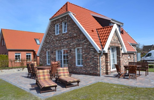 Neßmersiel House | Luxury holiday home Nordseemühle directly on the North Sea