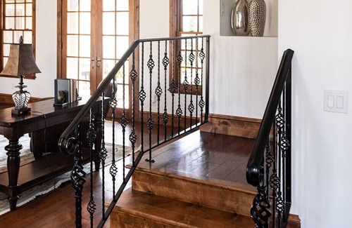 Park City Villa | Luxury Home | Near Park City | Sleeps 12 | Sauna | Theatre