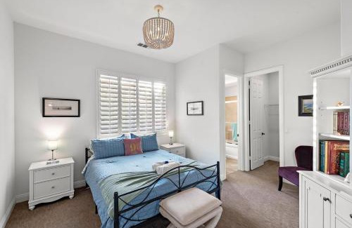 Fallbrook House | Luxury Home With Pool & Tennis Court